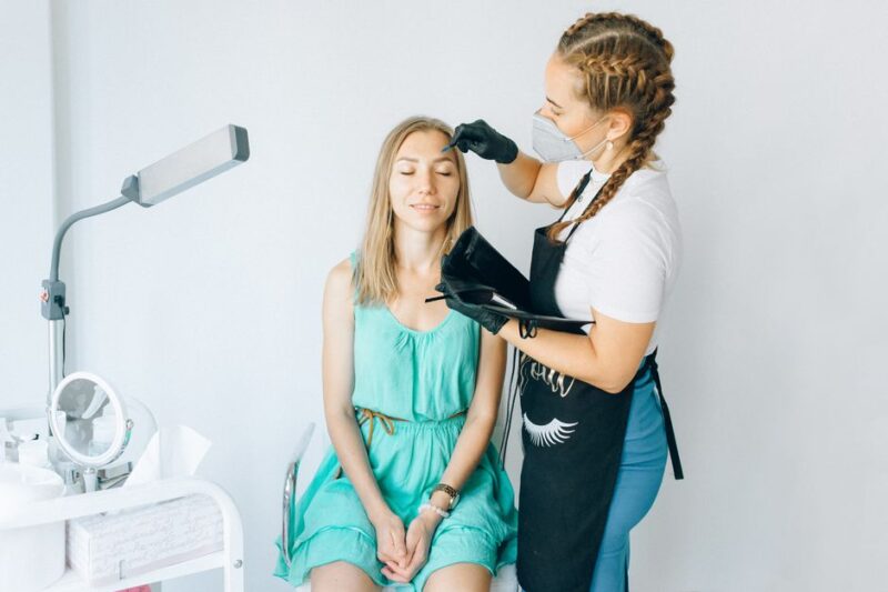 Discover the Allure of Lash Extension Salons