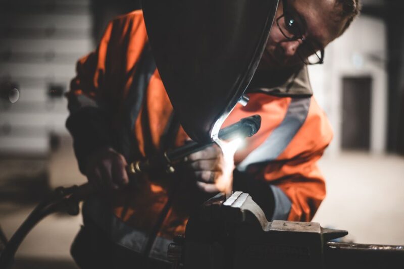 The Essential Guide to Choosing a Metal Fabrication Shop