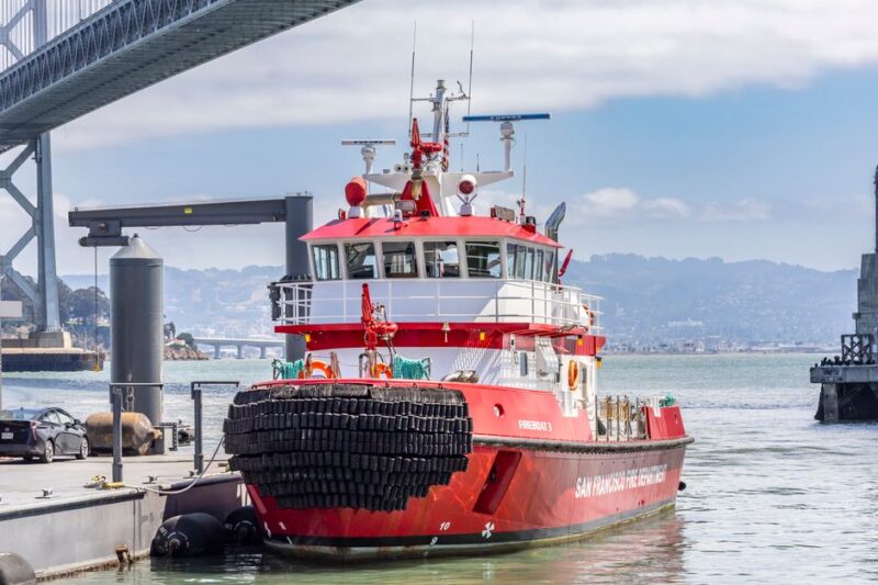 The Essential Guide to Professional Boat Detailing Services