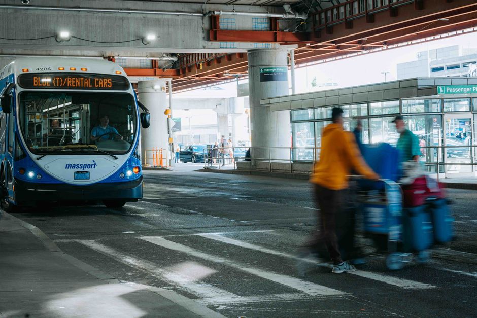 airport shuttle service