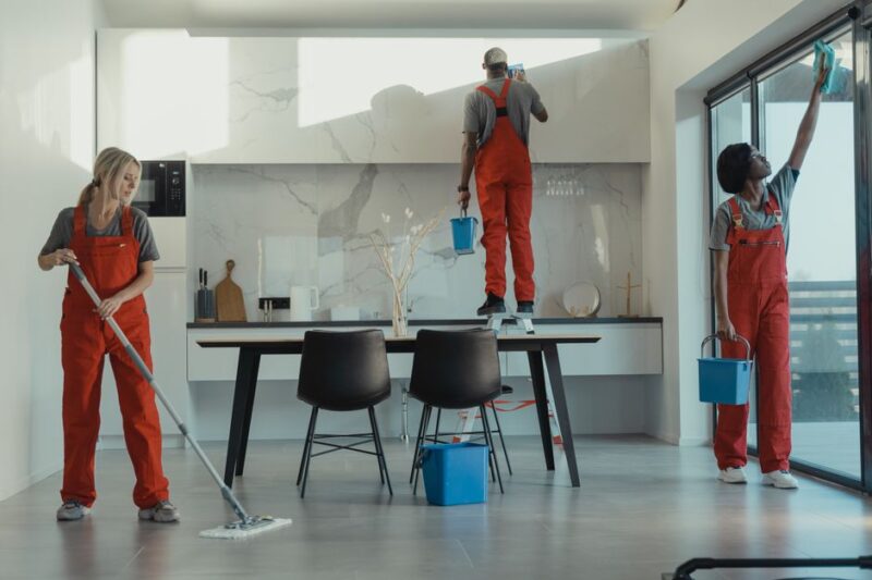 The Essential Guide to Office Cleaning Services