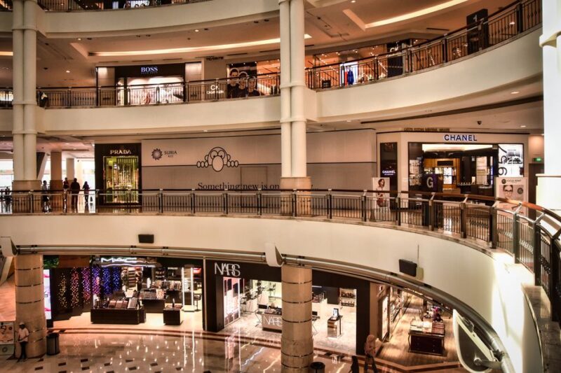 Understanding the Growing Market of Luxury Brand Resellers